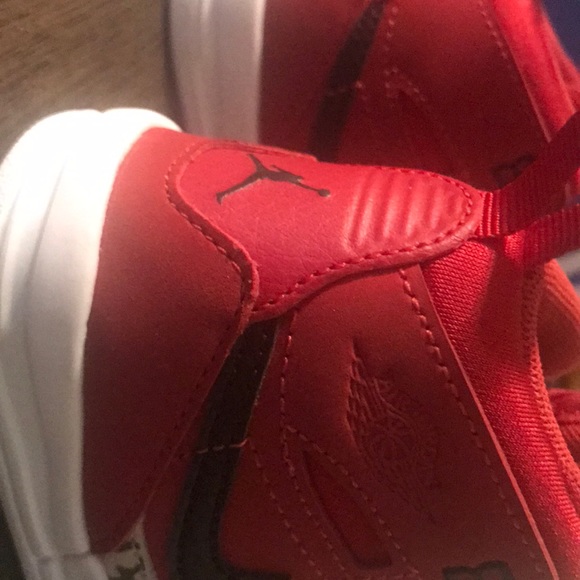Red and Black Size 3C Nike Jordans - Picture 4 of 6